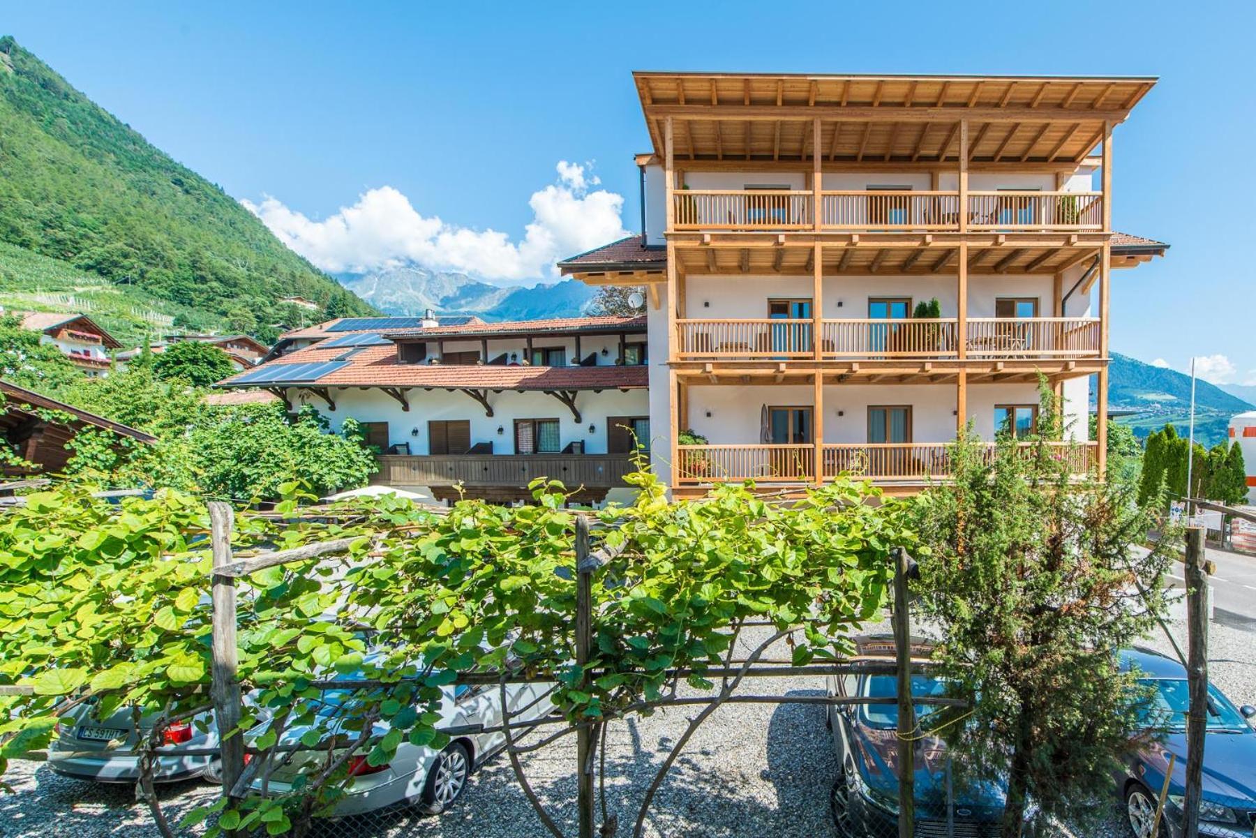Hotel Garni&Apartments Bründlerhof Marlengo Exterior foto
